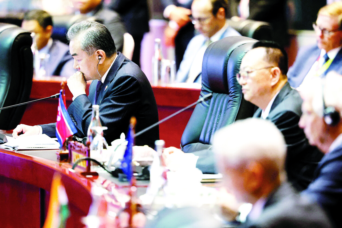 Напряженность между США и Китаем на встречах ASEAN